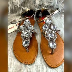 JEWELED Sandals! 💎